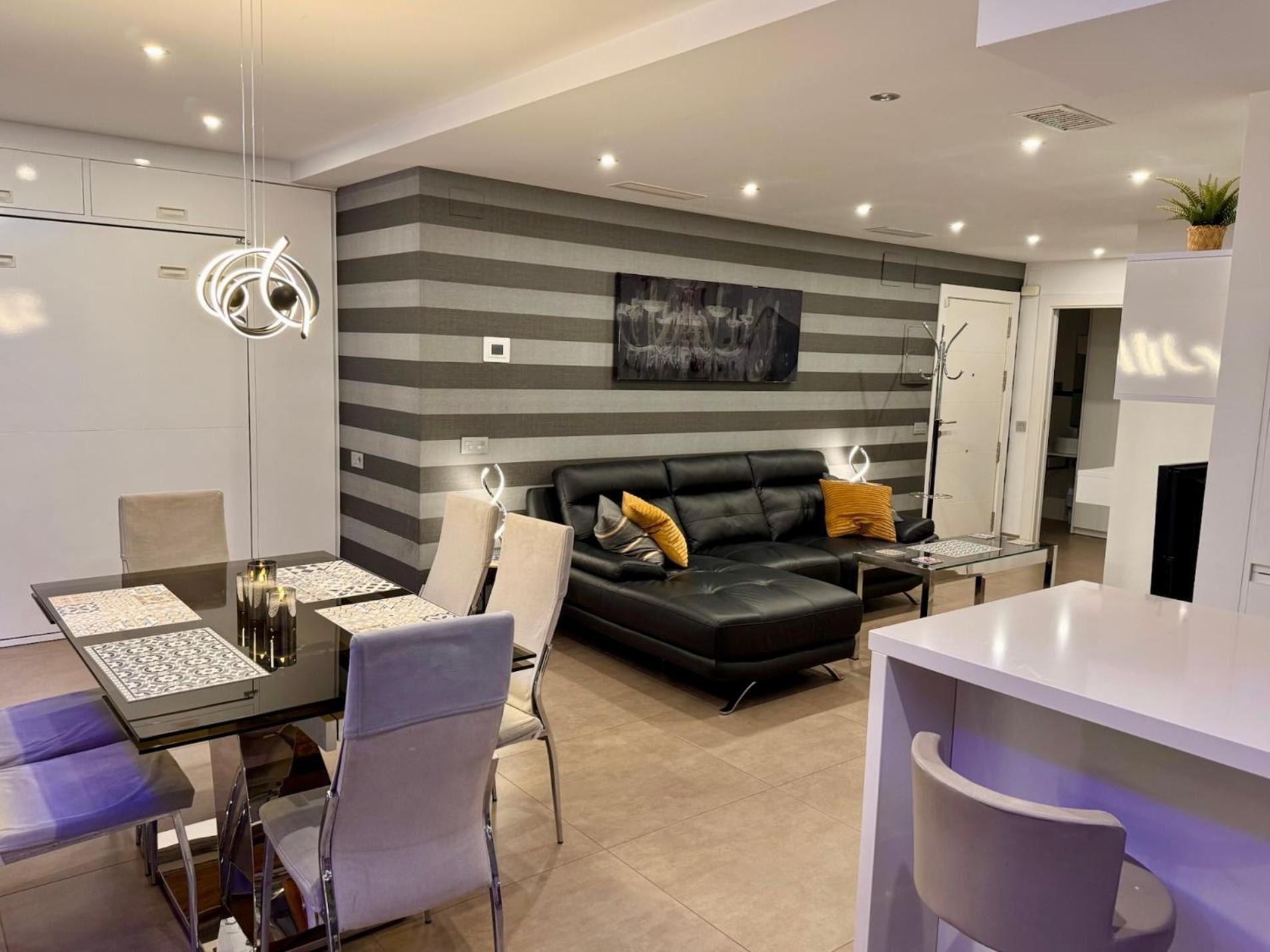 Modern Apartment In La Nogalera Torremolinos Exterior photo